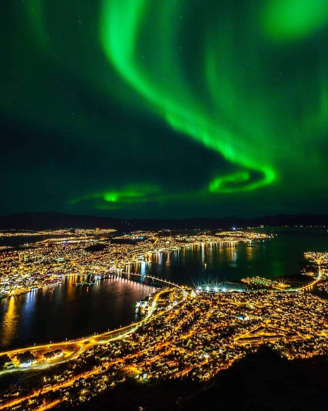 Northern Lights in Tromso, Norway.jpg